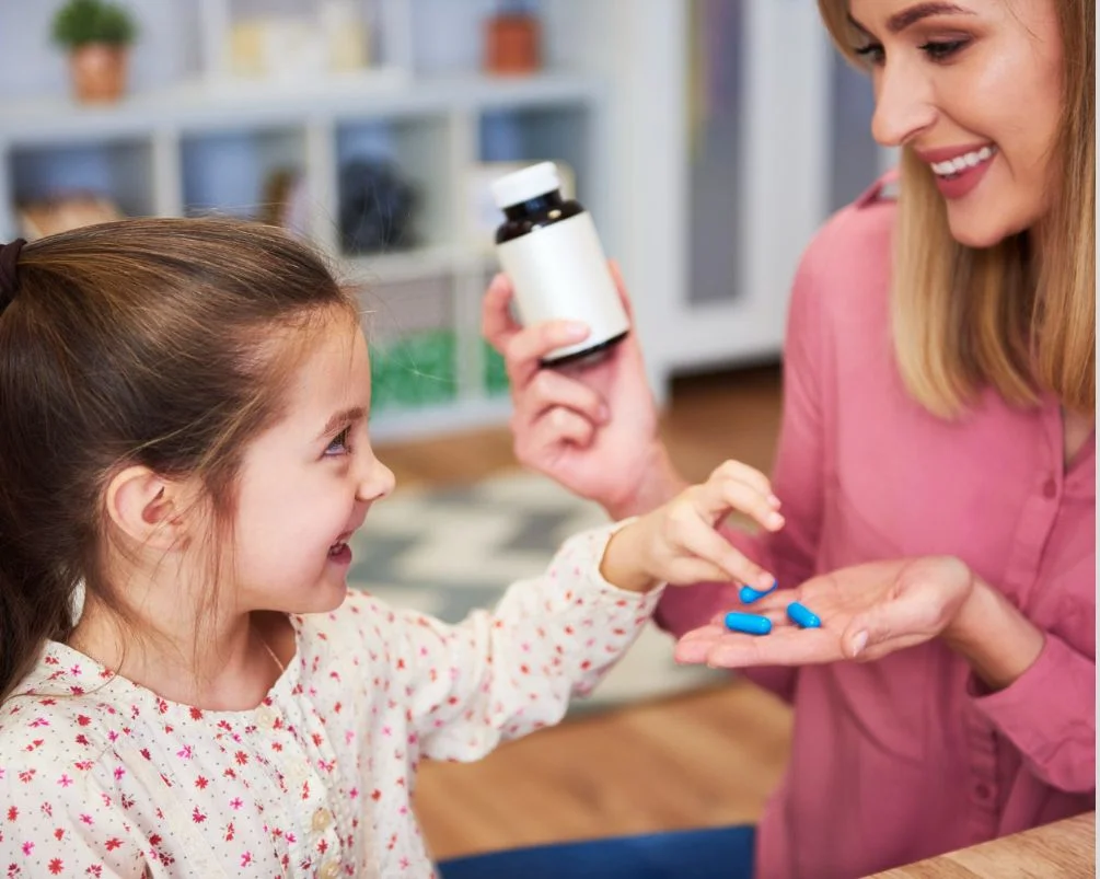 Antibiotika bei Kindern: Wie lange und in welcher Dosierung?